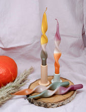 Lade das Bild in den Galerie-Viewer, Herbstset | gedrehte Kerzen | 4er Set | CURLY JANA |