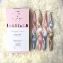 Lade das Bild in den Galerie-Viewer, Weihnachtsset | gedrehte Kerzen | 4er Set | CURLY LIARA |