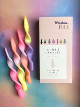Lade das Bild in den Galerie-Viewer, Weihnachtsset | gedrehte Kerzen | 4er Set | CURLY NOLA |
