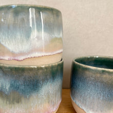 Lade das Bild in den Galerie-Viewer, Keramik Becher | WALDLICHT |
